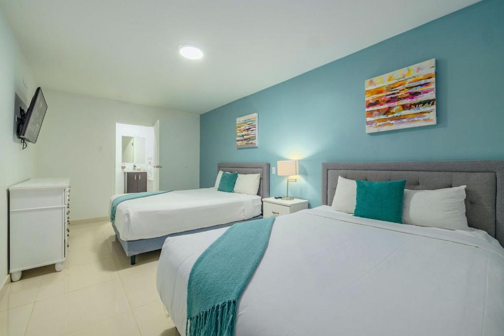 Koyari Modern Condos 9Br 7Ba Sleeps 26 W/ Pool And Roof Deck Palm Beach Kültér fotó