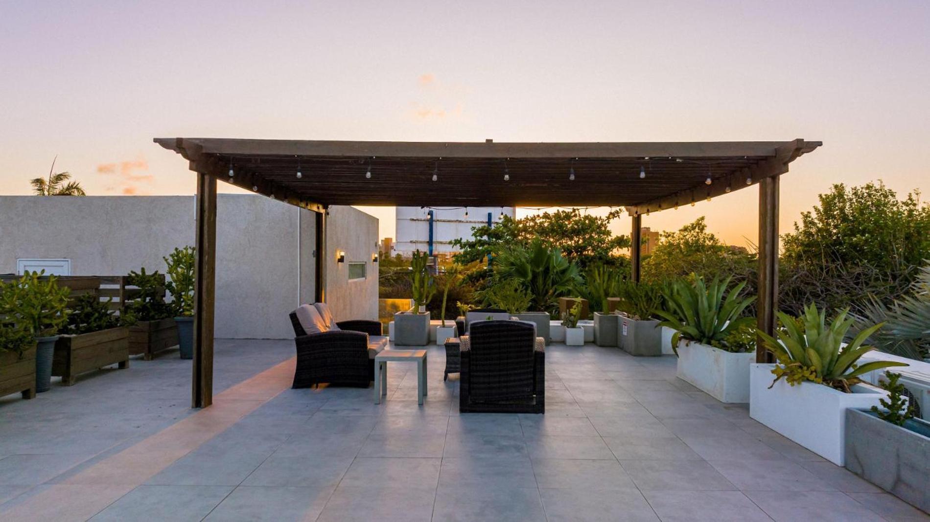 Koyari Modern Condos 9Br 7Ba Sleeps 26 W/ Pool And Roof Deck Palm Beach Kültér fotó