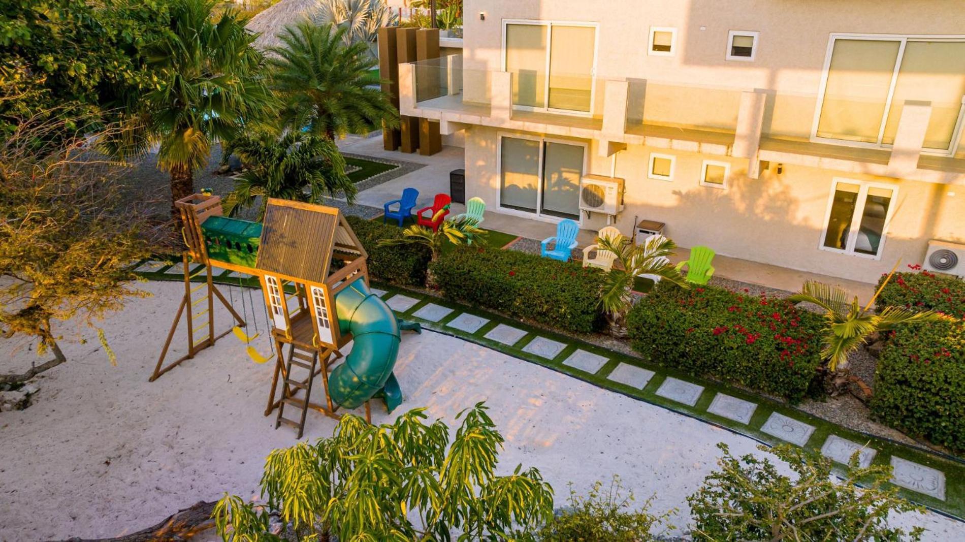 Koyari Modern Condos 9Br 7Ba Sleeps 26 W/ Pool And Roof Deck Palm Beach Kültér fotó