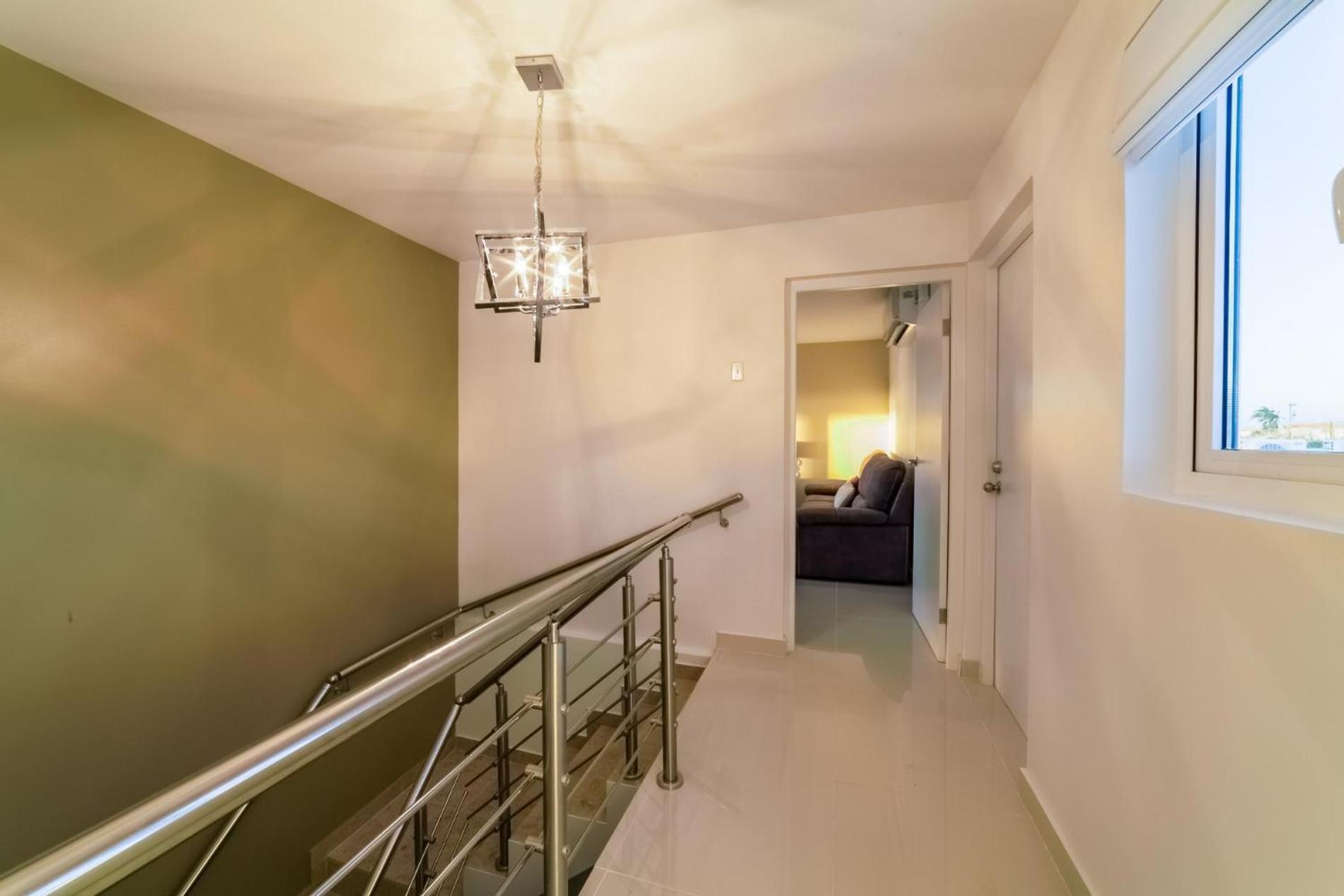 Koyari Modern Condos 9Br 7Ba Sleeps 26 W/ Pool And Roof Deck Palm Beach Kültér fotó