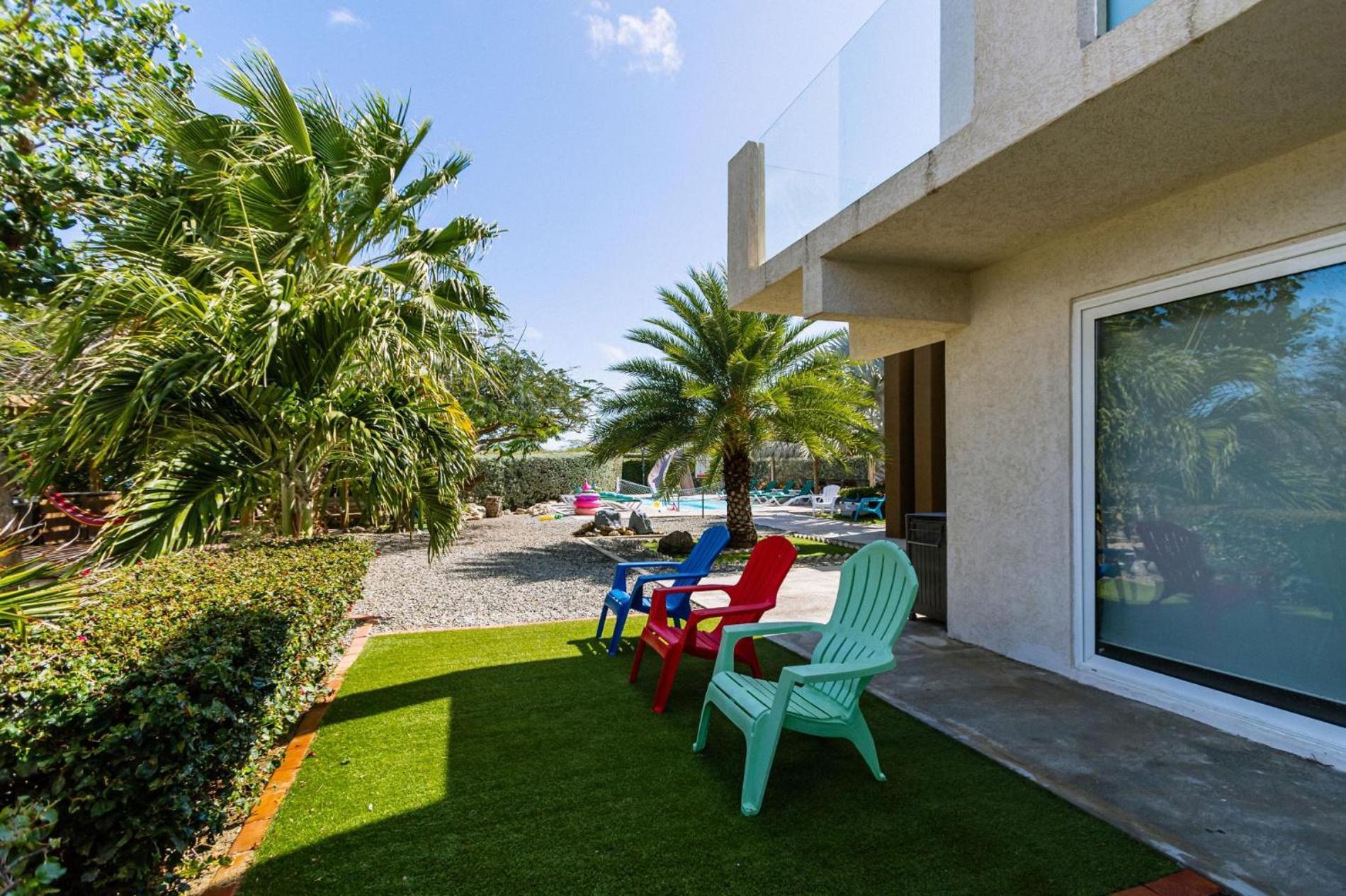Koyari Modern Condos 9Br 7Ba Sleeps 26 W/ Pool And Roof Deck Palm Beach Kültér fotó